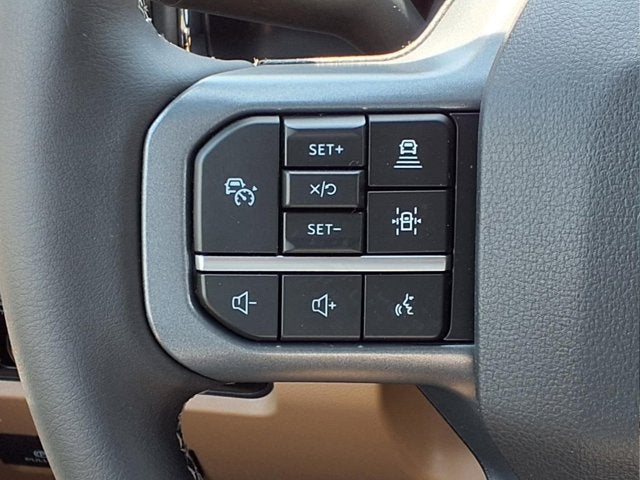 2026 Ford Super Duty F-450 DRW Lariat