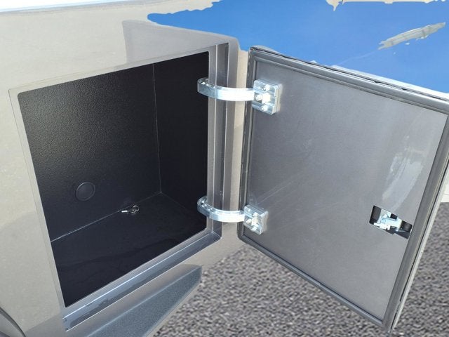 2025 Ford Super Duty F-450 DRW LARIAT