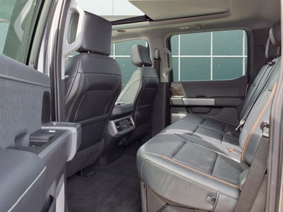 2025 Ford Super Duty F-450 DRW LARIAT