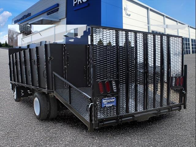 2025 Bollinger B4 Regular Cab